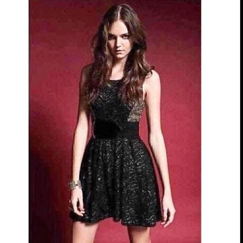 Revolve Hunt no more Dress Womens Medium beaded sequined fit and flare lace mini